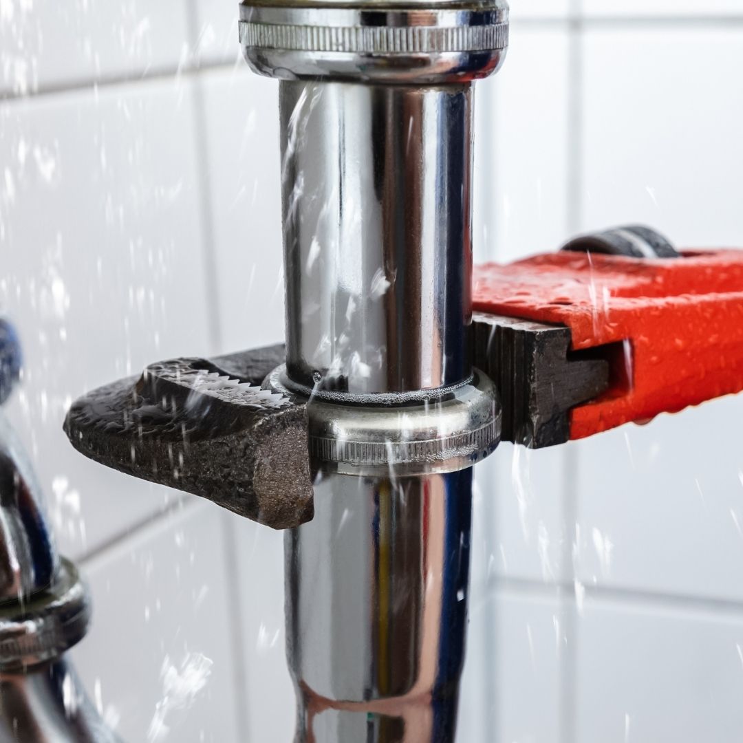 Can a Water Leak Cause Pipes to Rattle? Smoak's Comfort Control